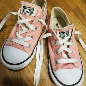 Girls converse like new